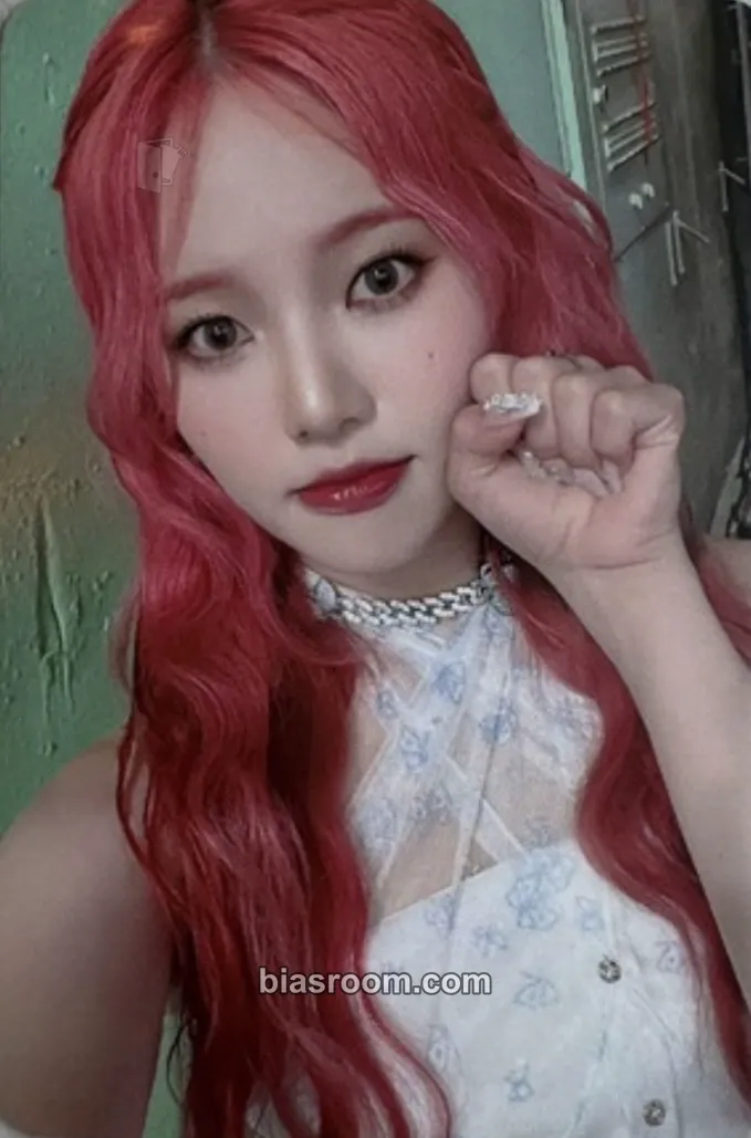 Soojin Bliss Photocard - Weeekly - Weeekly K-pop photocard