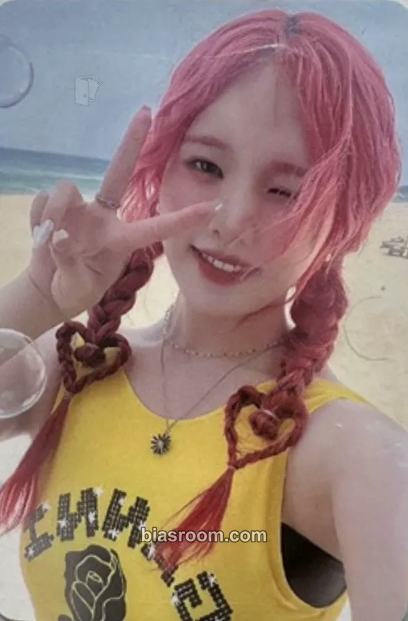 Soojin Bliss Photocard - Weeekly - Weeekly K-pop photocard