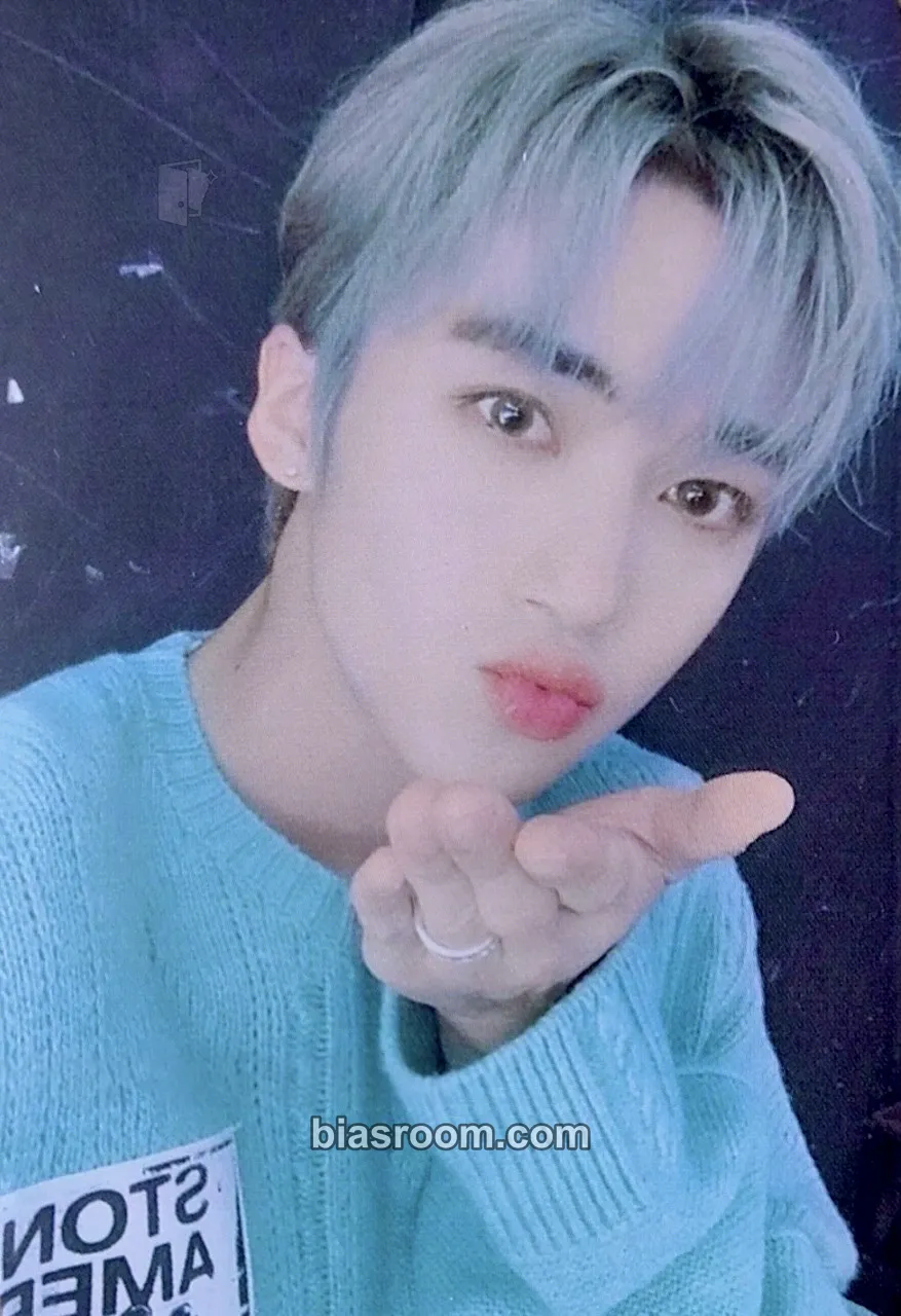 Yanan 2021 Season's Greetings Photocard - PENTAGON - PENTAGON K-pop photocard