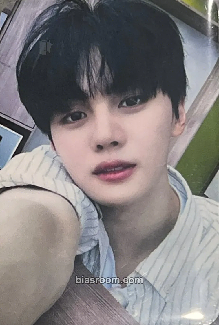 Gyuvin MBC Music Core MC Photocard - ZEROBASEONE - ZEROBASEONE K-pop photocard