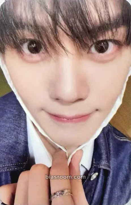 Gyuvin MBC Music Core MC Photocard - ZEROBASEONE - ZEROBASEONE K-pop photocard