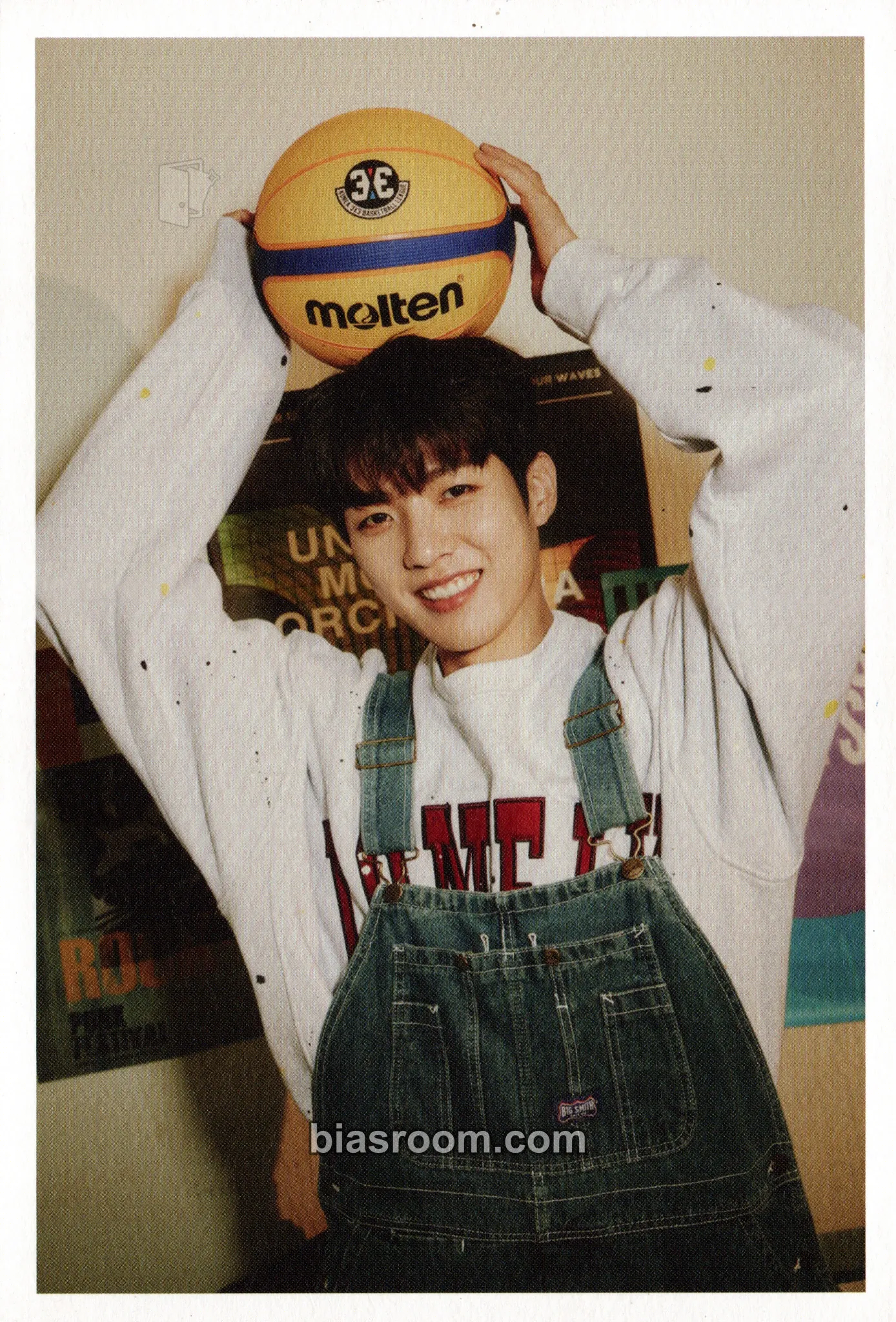 Sungyeol 2024 Season's Greetings Photocard - INFINITE - INFINITE K-pop photocard