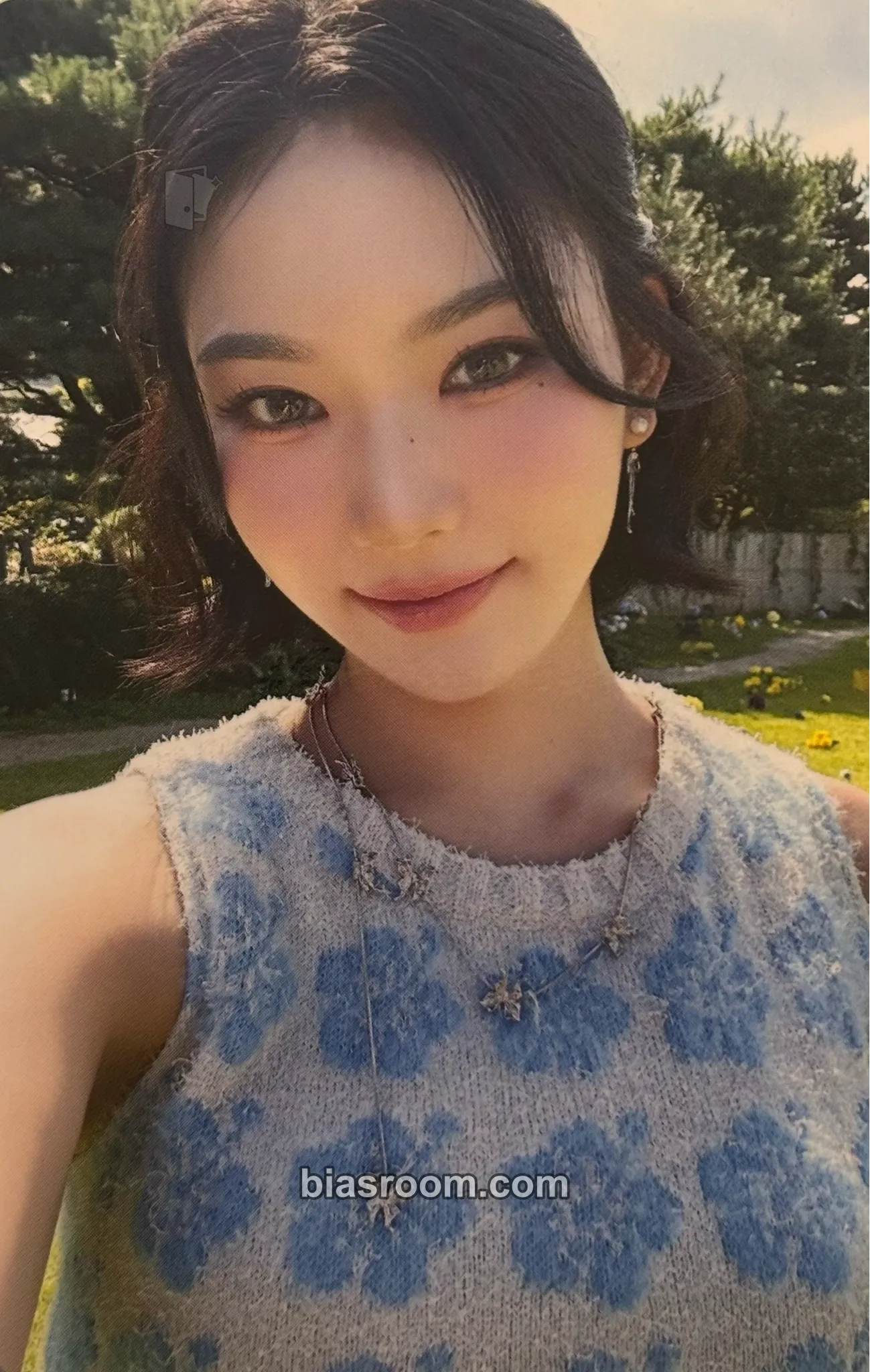 Isa GPT (Japanese Ver.)/ Tell Me Now Photocard - STAYC - STAYC K-pop photocard