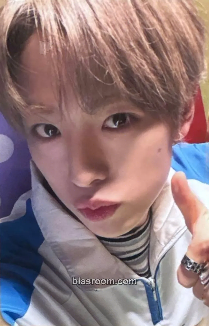 Yushi YO-I-DON! / BOY MEETS GIRL Photocard - NCT WISH - NCT WISH K-pop photocard