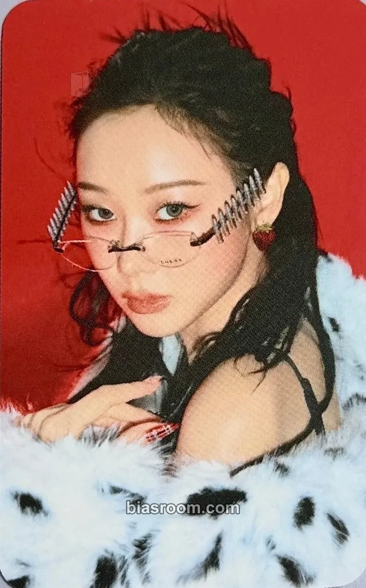 Giselle Rich Man MD Events (All) Photocard - aespa - aespa K-pop photocard