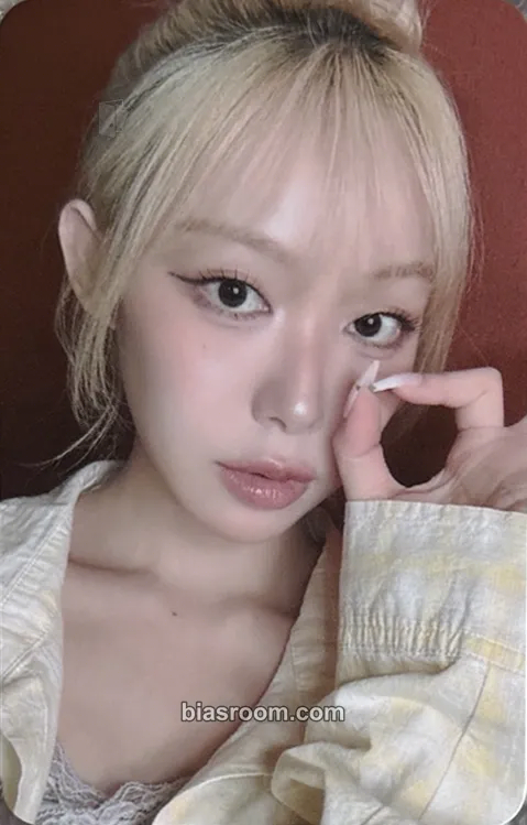 Suhyeon The Collective Soul and Unconscious: Chapter Two Photocard - Billlie - Billlie K-pop photocard