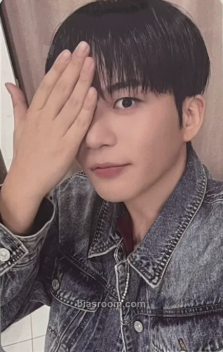 Jongho 2026 Fanmeeting - Atiny's Voyage: Tiny Mystery Photocard - ATEEZ - ATEEZ K-pop photocard