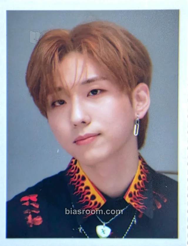 Xdinary Heroes - Gunil - Hello, World! Album id photo merch inclusion