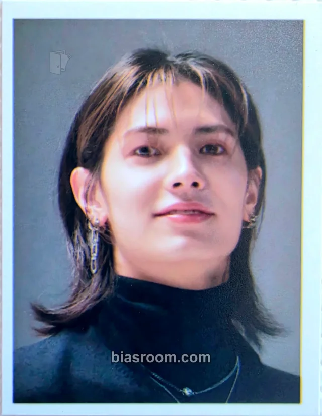 Xdinary Heroes - Jooyeon - Hello, World! Album id photo merch inclusion