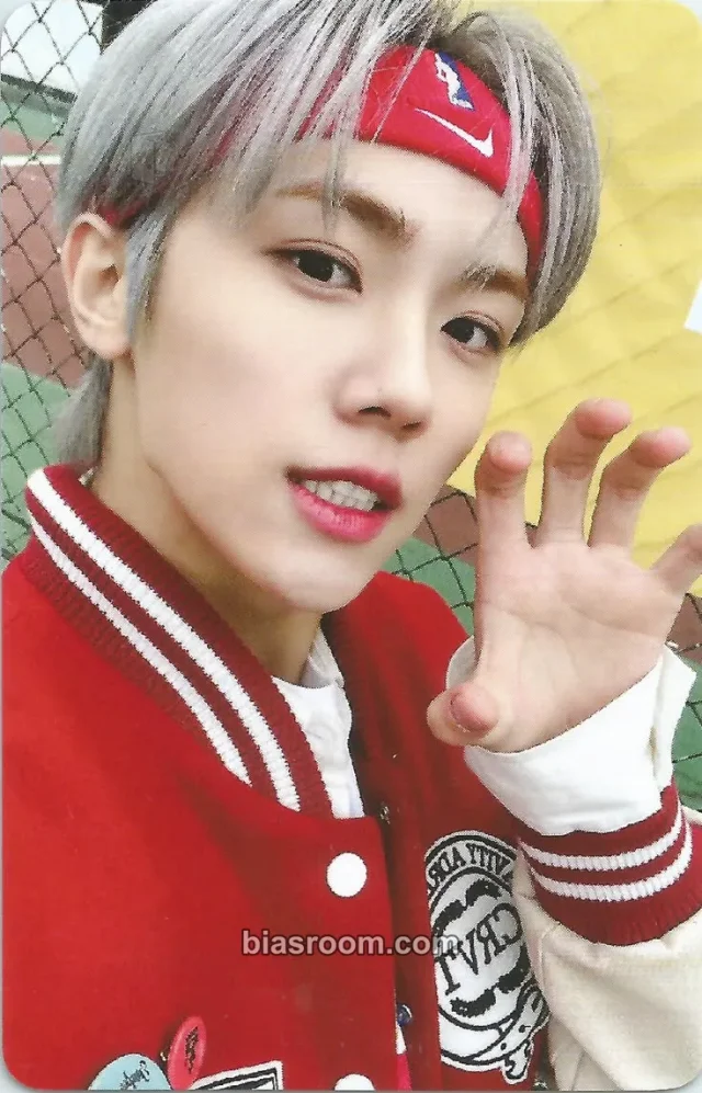 CRAVITY - Seongmin - LIBERTY : IN OUR COSMOS  Album withmuu/withdrama round 1 fansign video call (fancall)