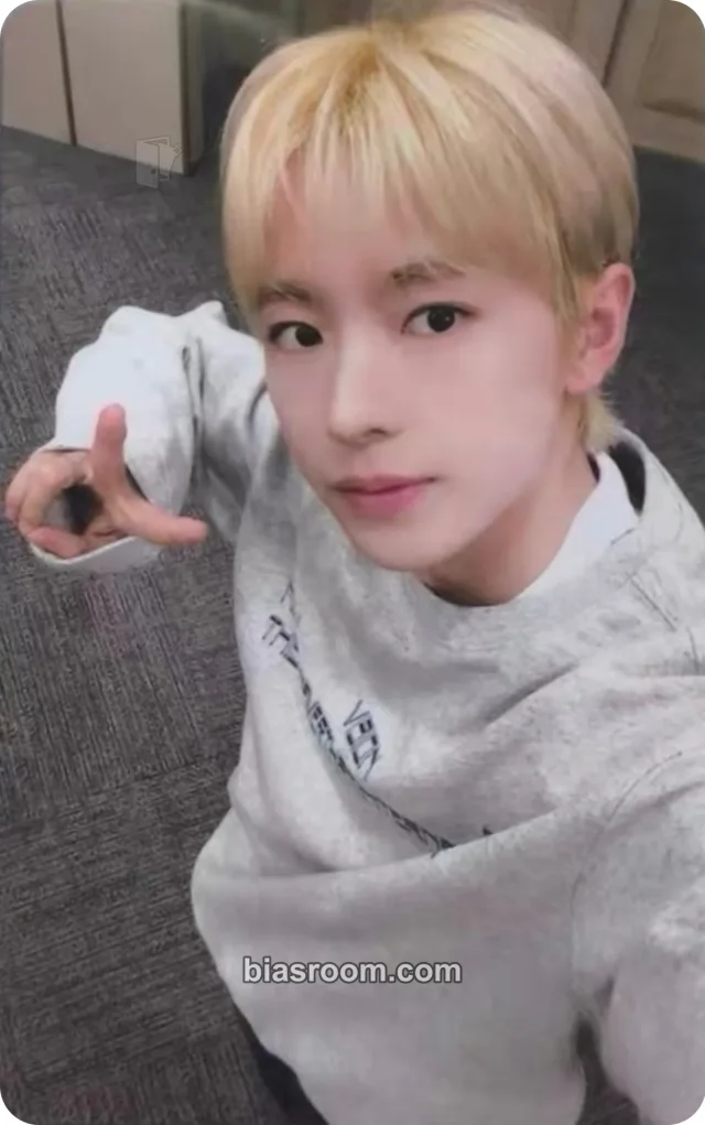 NCT WISH - Yushi - COLOR Album kmstation video call (fancall) round 2 early bird gift