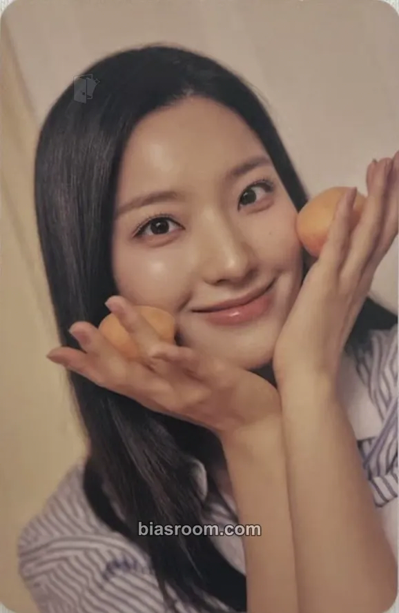 Saerom 2024 PHOTOBOOK <FROM SUMMER> Photocard - fromis_9 - fromis_9 K-pop photocard