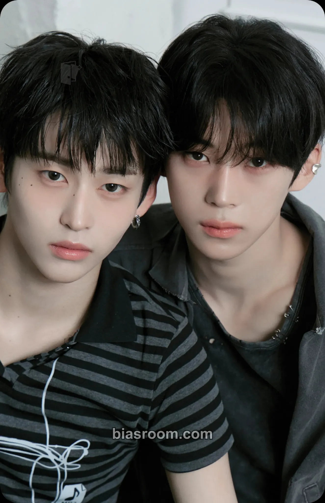 itsnotover Photocard - idntt - idntt K-pop photocard