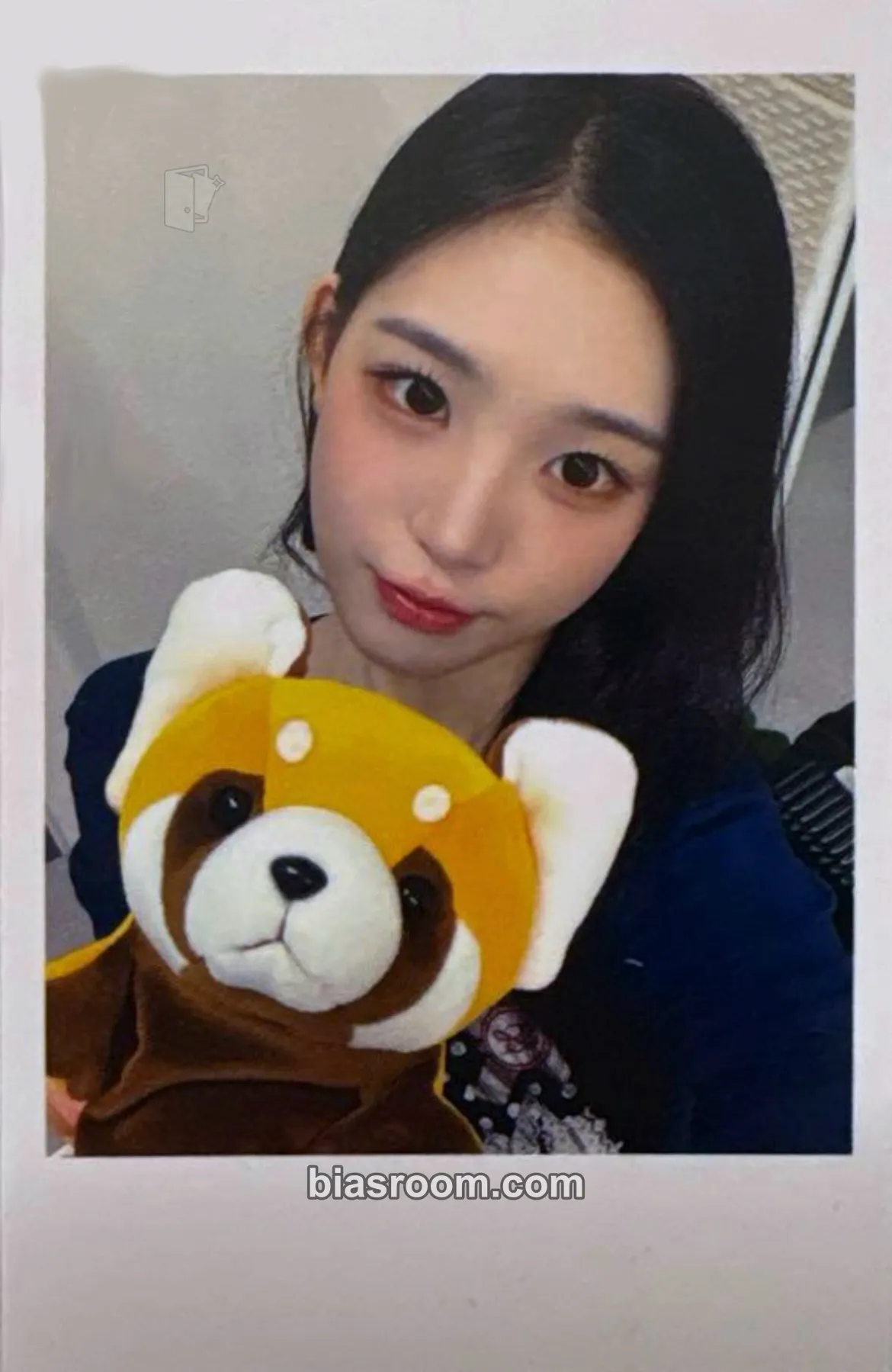 Jiyeon Beyond Beauty Photocard - tripleS - tripleS K-pop photocard