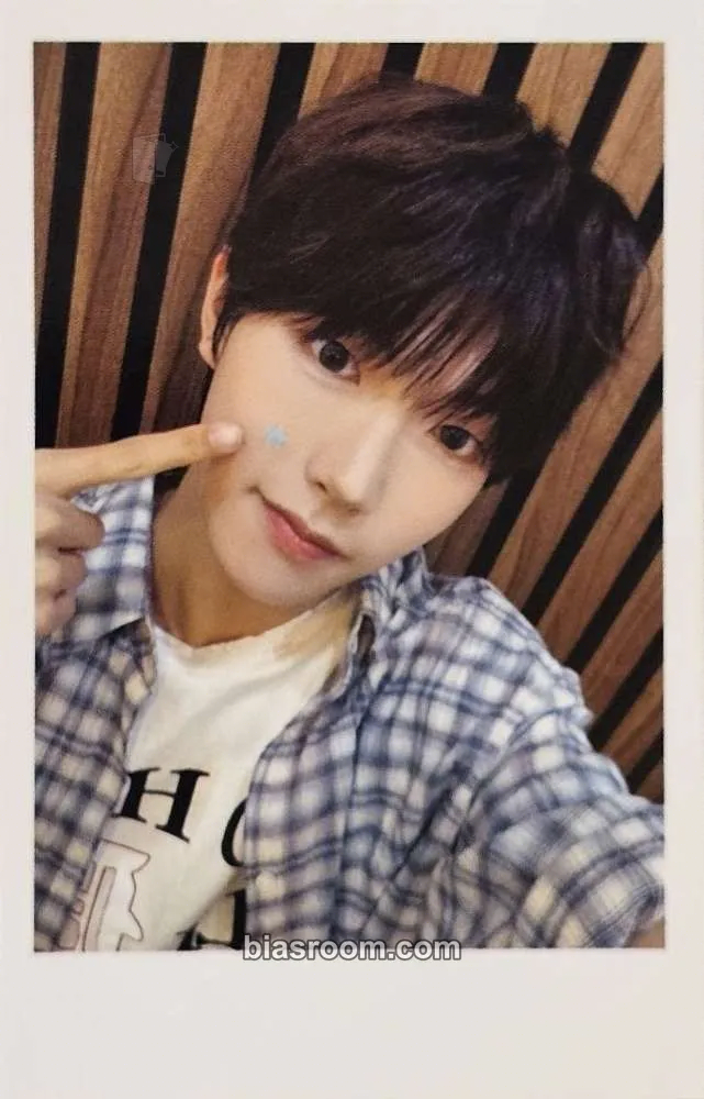 Choi GyeongBeen yesweare Photocard - idntt - idntt K-pop photocard