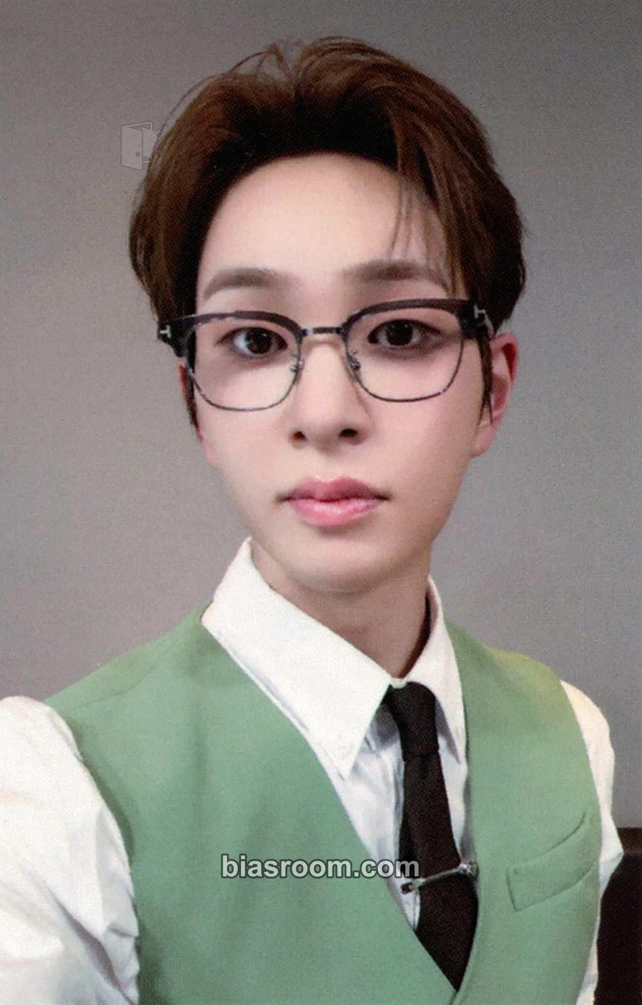 Onew Tough Love Photocard - SHINee - SHINee K-pop photocard