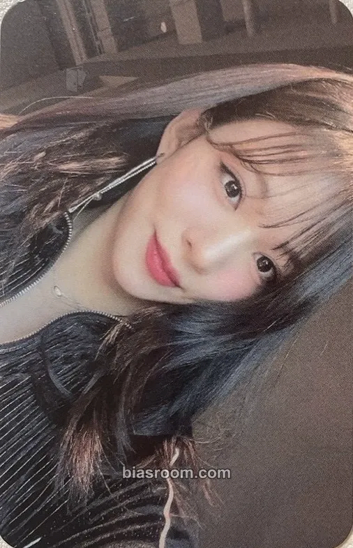Chaeyoung Midnight Guest Photocard - fromis_9 - fromis_9 K-pop photocard