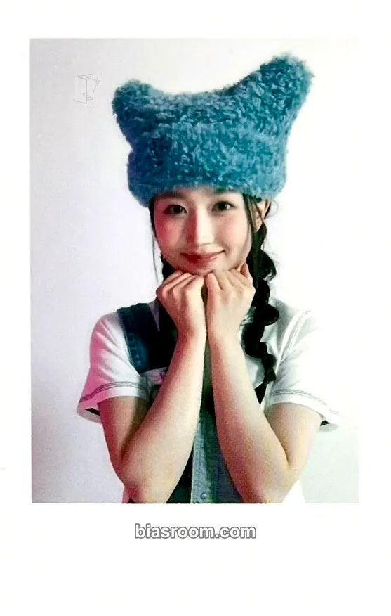 Haewon 2024 Seasons Greetings - MIXX Village Photocard - NMIXX - NMIXX K-pop photocard