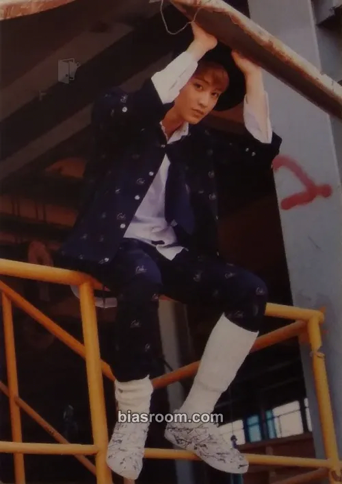 Mark Cherry Bomb MD Photocard - NCT 127 - NCT 127 K-pop photocard