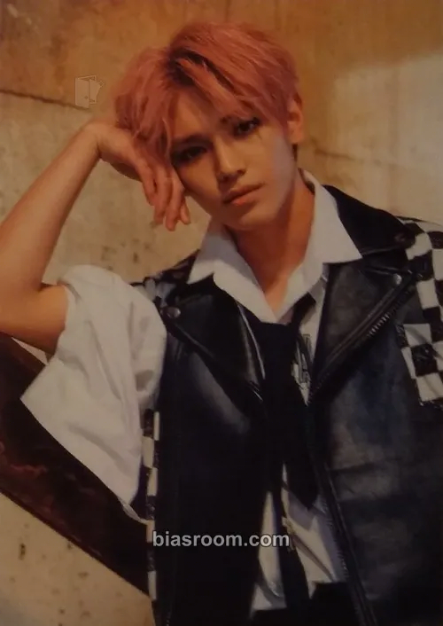 Taeyong Cherry Bomb MD Photocard - NCT 127 - NCT 127 K-pop photocard