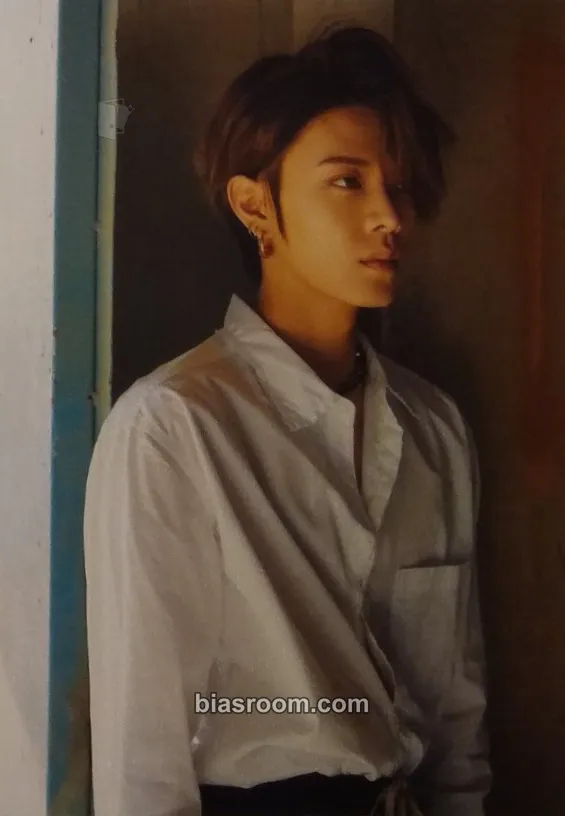 Yuta Cherry Bomb MD Photocard - NCT 127 - NCT 127 K-pop photocard