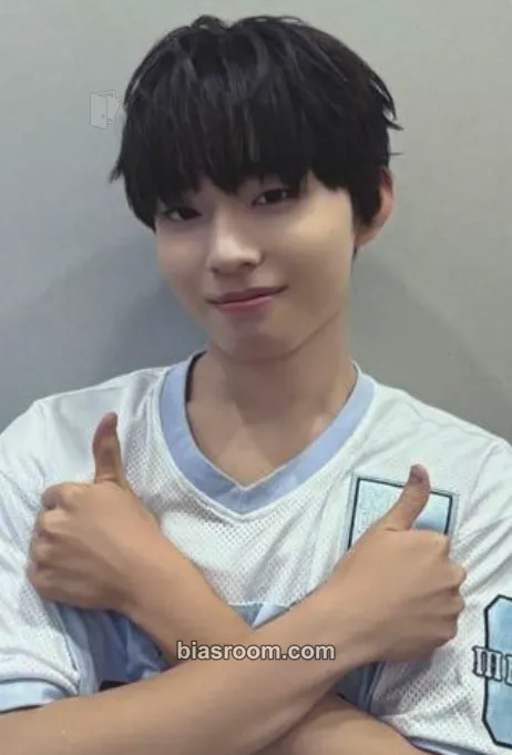 Keiju Kick Out, Flip Now! Photocard - KickFlip - KickFlip K-pop photocard