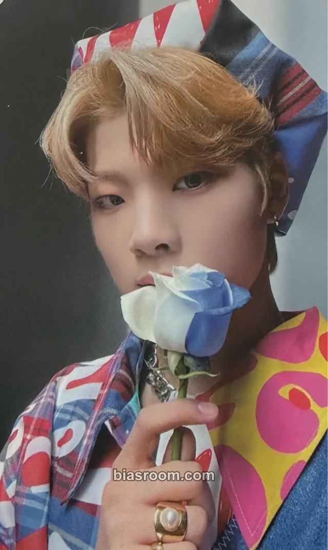 Younite - Sion - Youni-Q Album album photocard q2 version