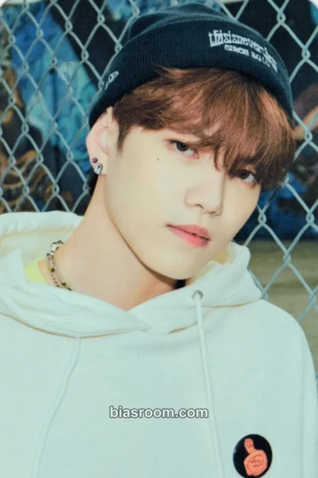 VERIVERY - Gyehyeon - 2021 VERIVERY 1st TOUR IN U.S. Photobook Other merch photocard photobook photocard photocard set