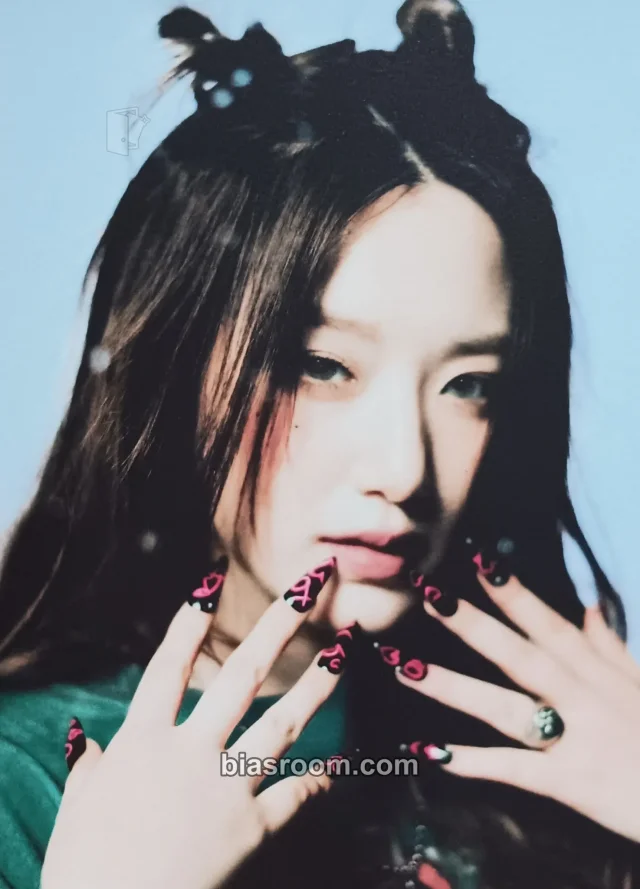 i-dle - Shuhua - HEAT Album postcard set flare version