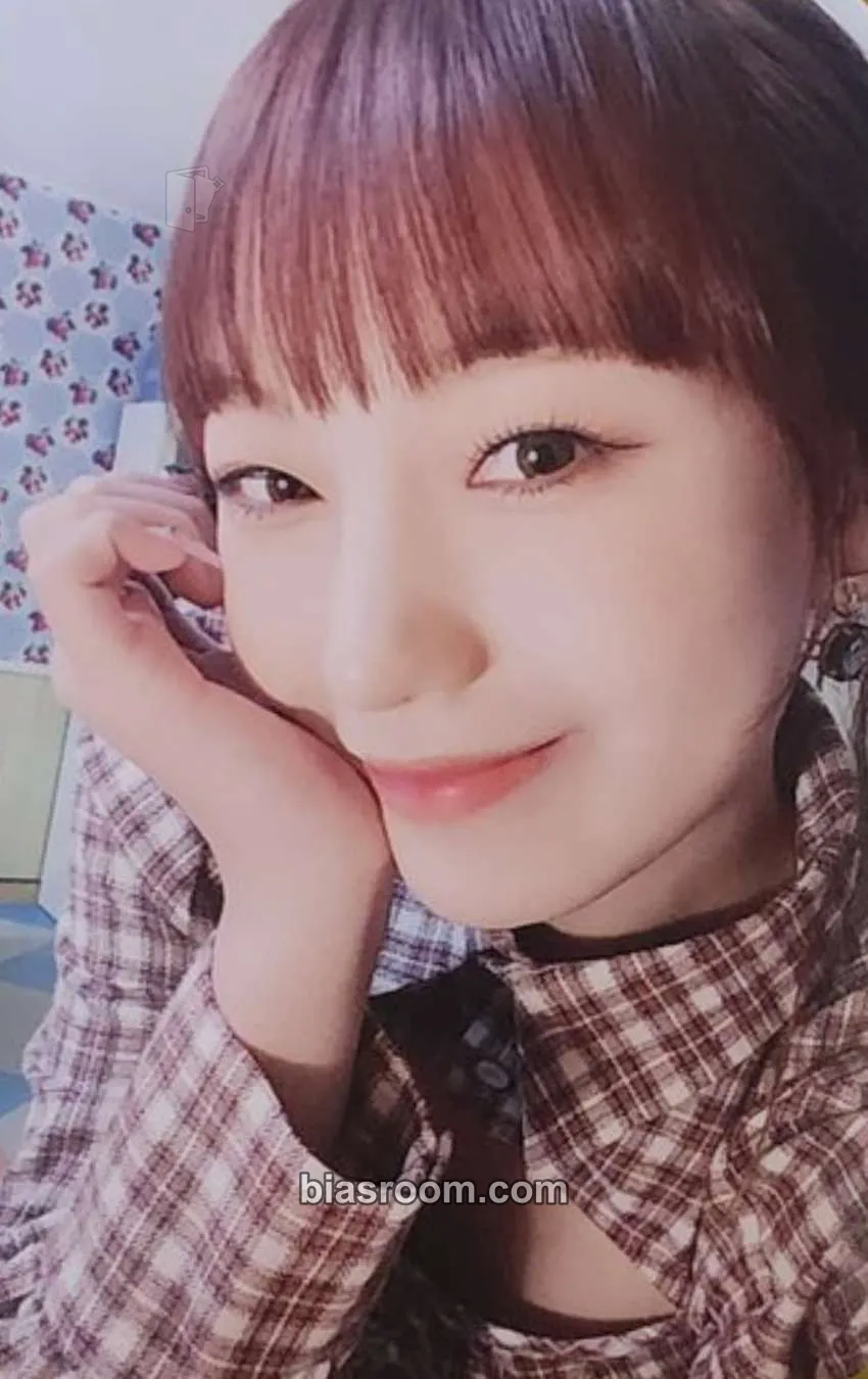 Sohee Season's Greetings 2023 Photocard - Rocket Punch - Rocket Punch K-pop photocard