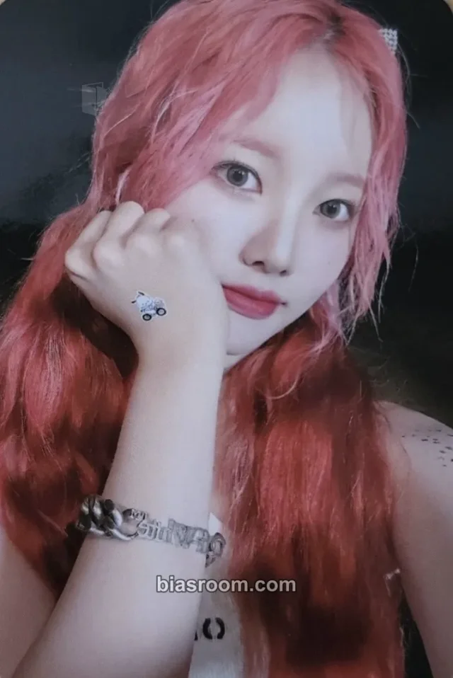 Weeekly - Soojin - Bliss Album broadcast mini fan-meeting