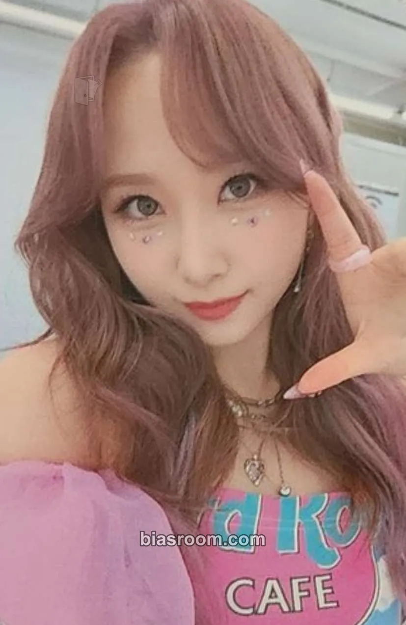 Juri Flash Photocard - Rocket Punch - Rocket Punch K-pop photocard