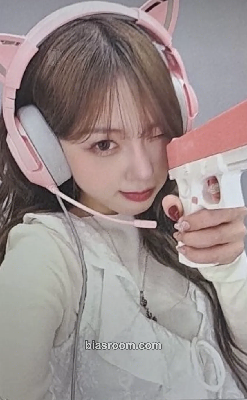 Chaehyun Crack Code Photocard - Kep1er - Kep1er K-pop photocard