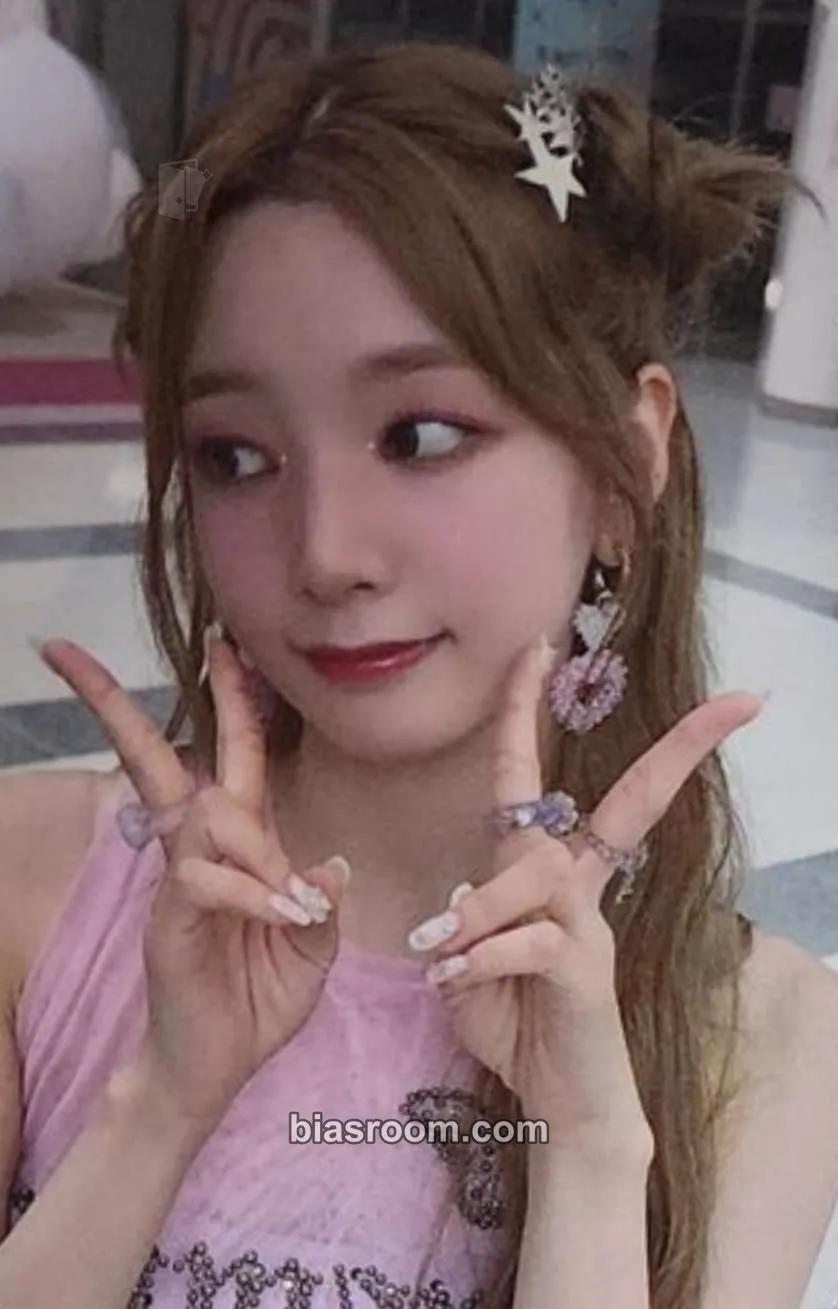 Yeonhee Boom Photocard - Rocket Punch - Rocket Punch K-pop photocard