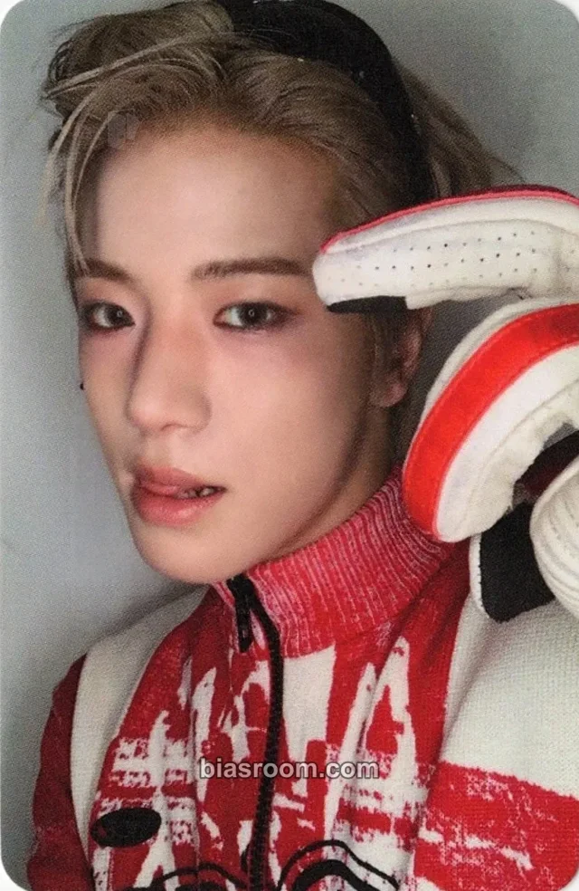 CLOSE YOUR EYES - Song Seungho - blackout Album blue dream media (bdm) video call (fancall) round 1