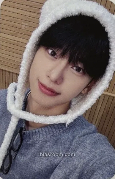 Donghyun BORN LIKE THIS Photocard - AB6IX - AB6IX K-pop photocard