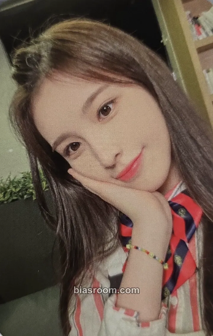 Jaehee We Are Photocard - Weeekly - Weeekly K-pop photocard