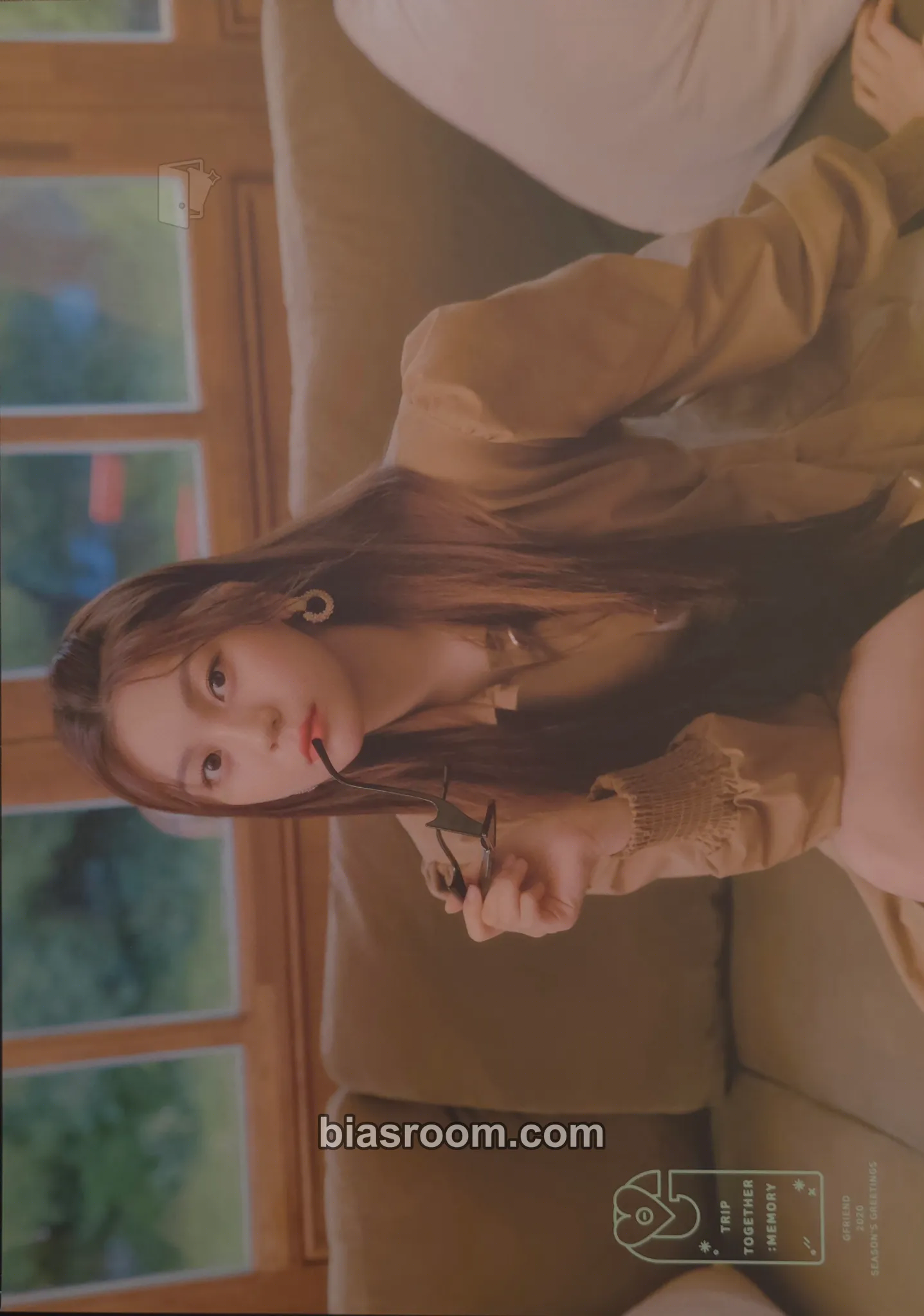 Umji 2020 Season’s Greetings “Trip Together Memory” Photocard - GFRIEND - GFRIEND K-pop photocard