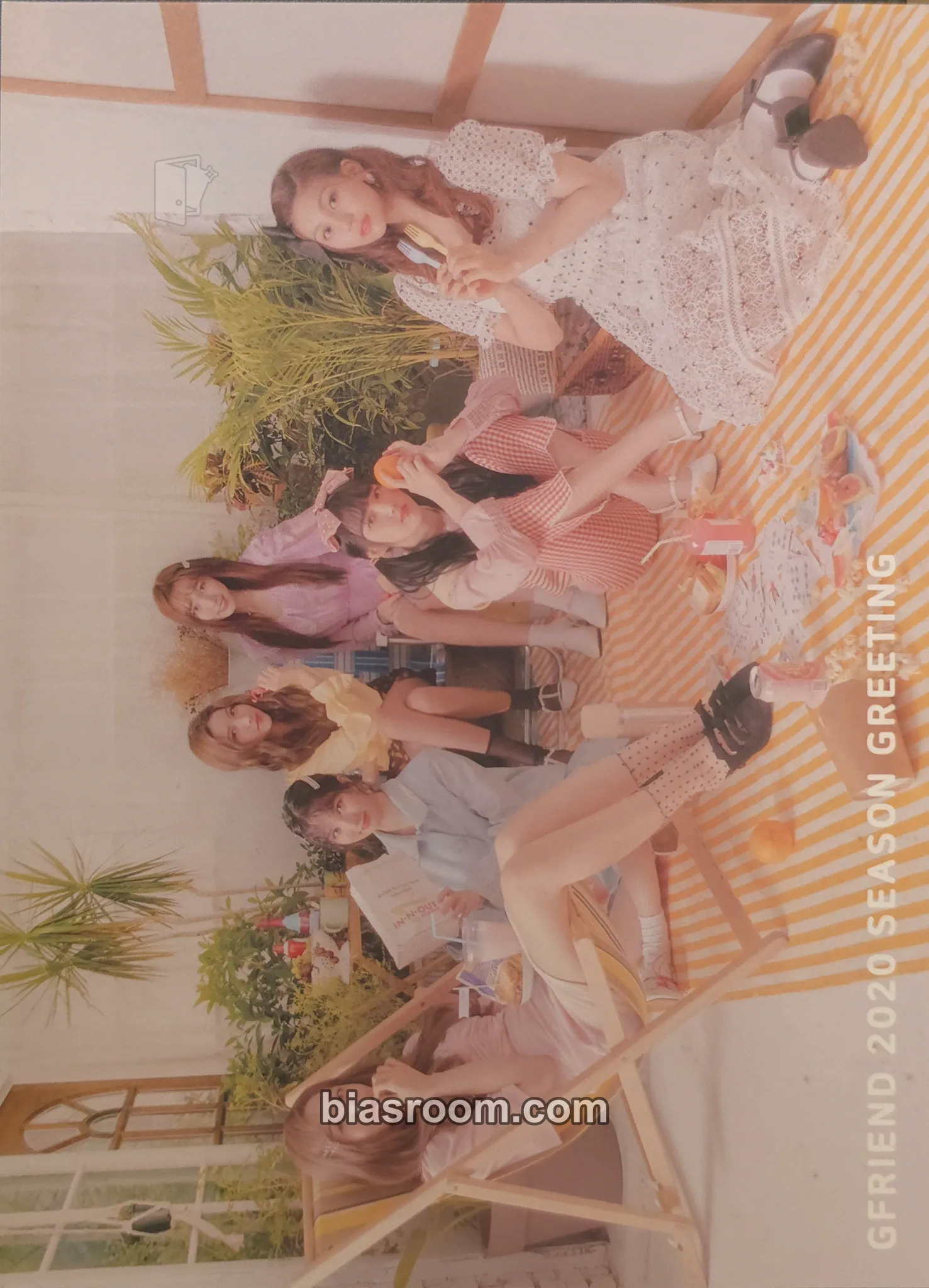 2020 Season’s Greetings “Trip Together Memory” Photocard - GFRIEND - GFRIEND K-pop photocard