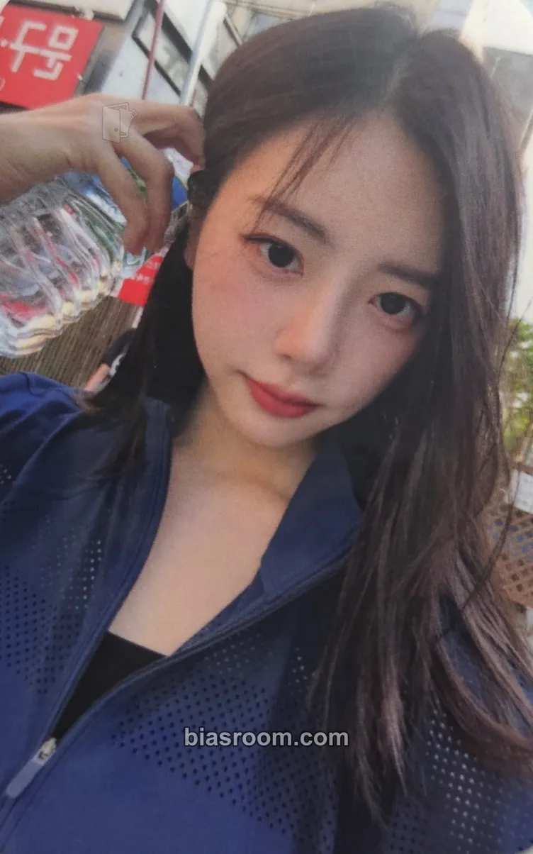 JiU JiU Fanmeet in Guangzhou Photocard - Dreamcatcher - Dreamcatcher K-pop photocard