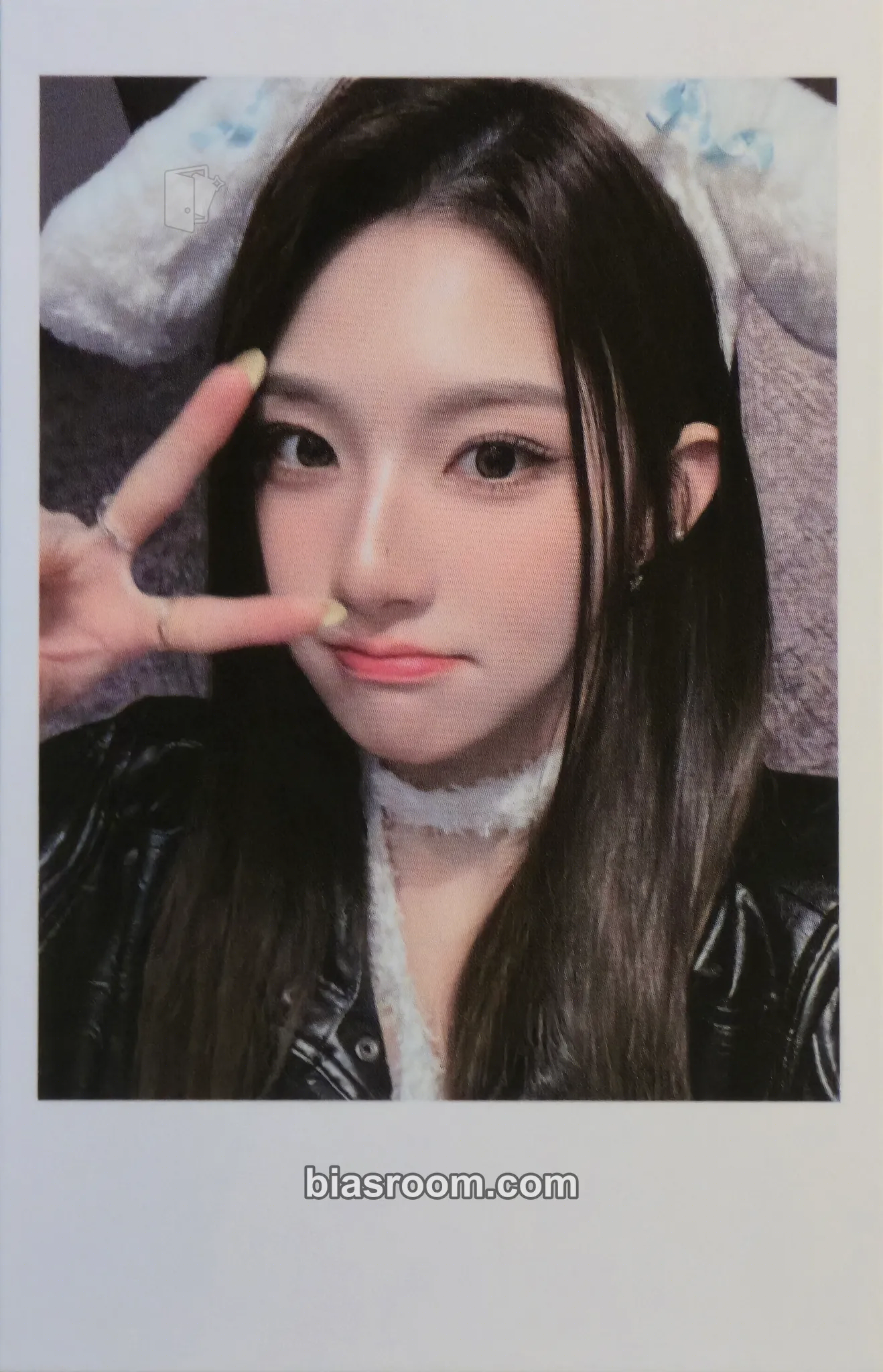 Xinyu Beyond Beauty Photocard - tripleS - tripleS K-pop photocard