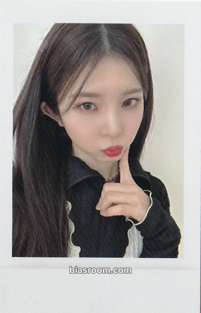 Kotone Mujuk Photocard - tripleS - tripleS K-pop photocard