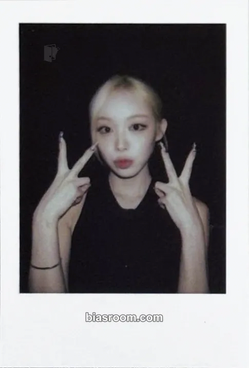 Suhyeon The Collective Soul and Unconscious: Chapter Two Photocard - Billlie - Billlie K-pop photocard