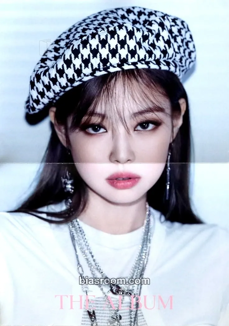 Jennie THE ALBUM Photocard - BLACKPINK - BLACKPINK K-pop photocard