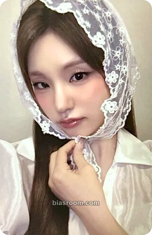 Yeji Motto Photocard - ITZY - ITZY K-pop photocard