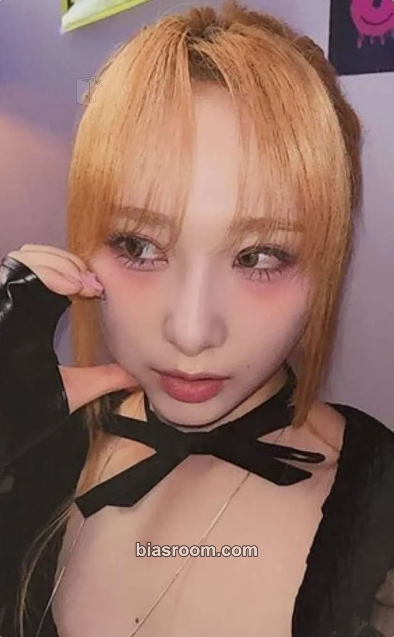 Juri Boom Photocard - Rocket Punch - Rocket Punch K-pop photocard