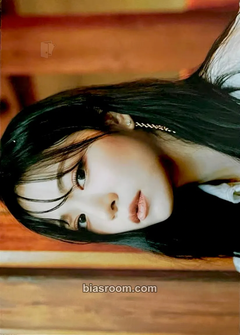 Chaeyoung 9 Way Ticket Photocard - fromis_9 - fromis_9 K-pop photocard