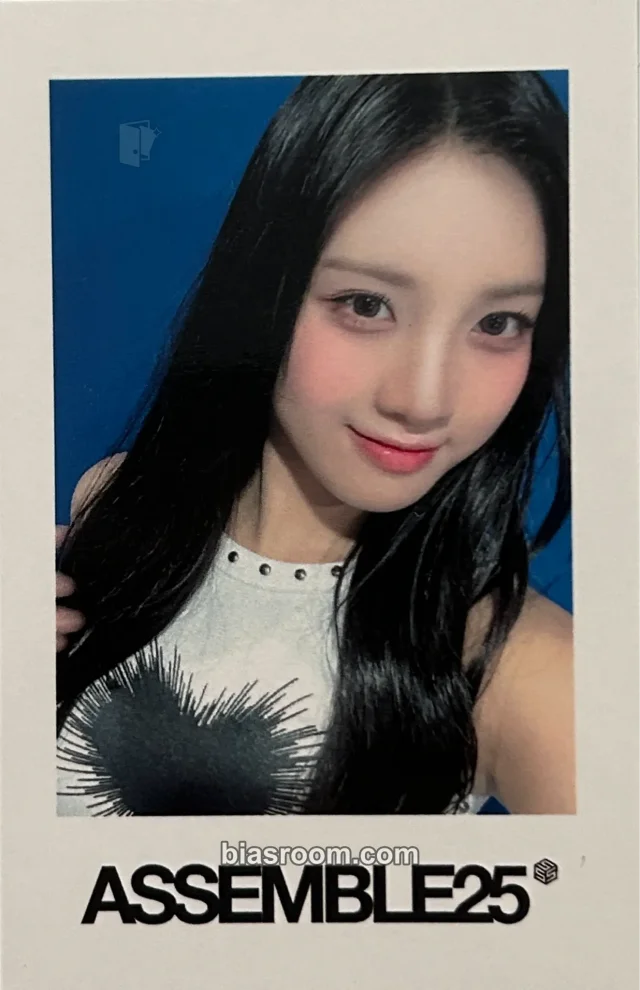 tripleS - Sullin - Assemble25 Album b.stage+ fansign round 2 polaroid