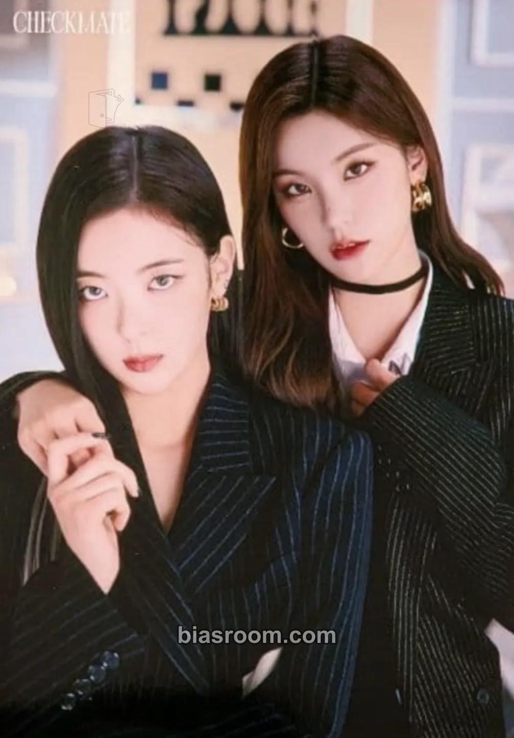 ITZY The 1st World Tour 'Checkmate' Photocard - ITZY - ITZY K-pop photocard