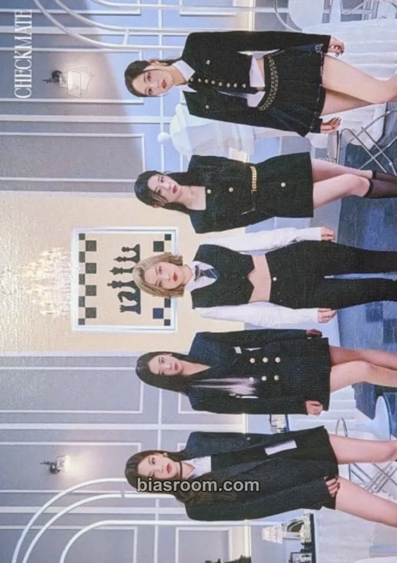 ITZY The 1st World Tour 'Checkmate' Photocard - ITZY - ITZY K-pop photocard